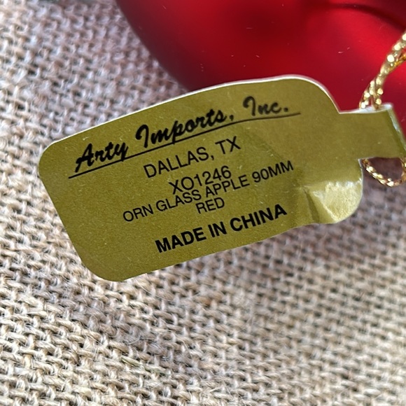 Arty Imports, Inc hand blown red apple Christmas ornament. Excellent condition. - Picture 2 of 8